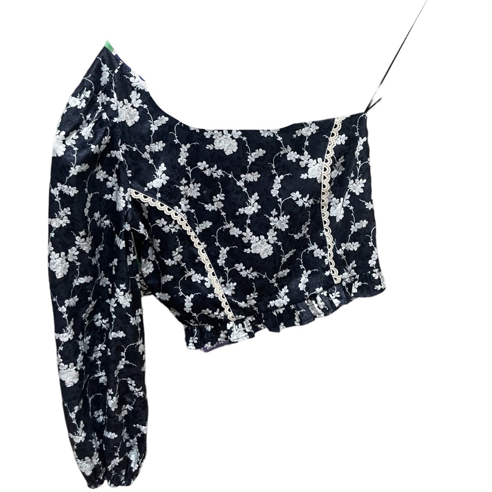 Shabby Chic One Arm Strap Flower Top